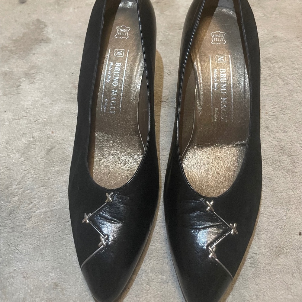 vintage Bruno Magli pumps